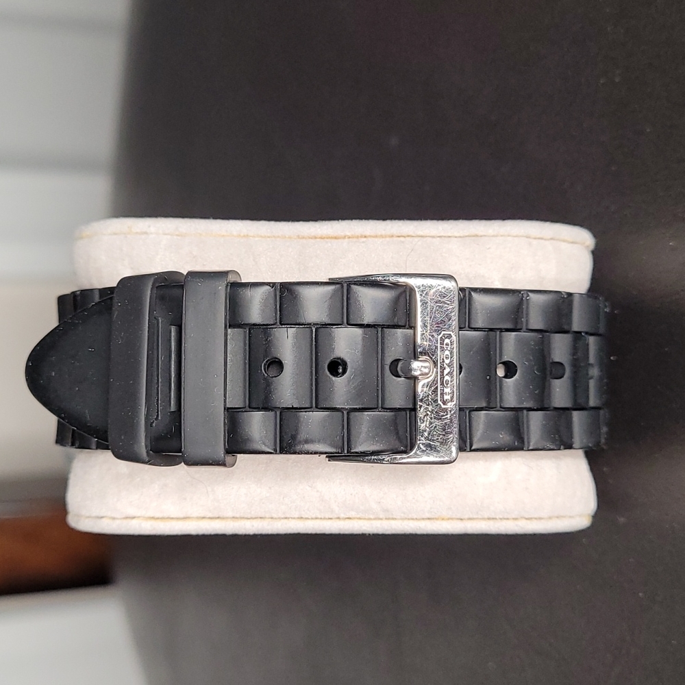 Coach Watch Black Rubber Band - Picture 2 of 3
